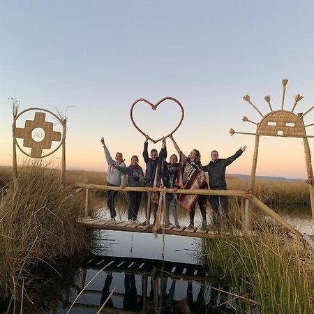 פונו Uros Lodge Lover Titiqaqa מראה חיצוני תמונה