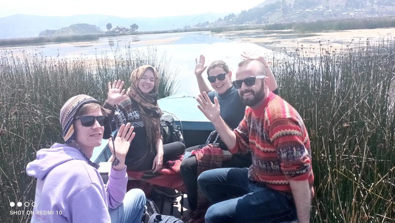 פונו Uros Lodge Lover Titiqaqa מראה חיצוני תמונה