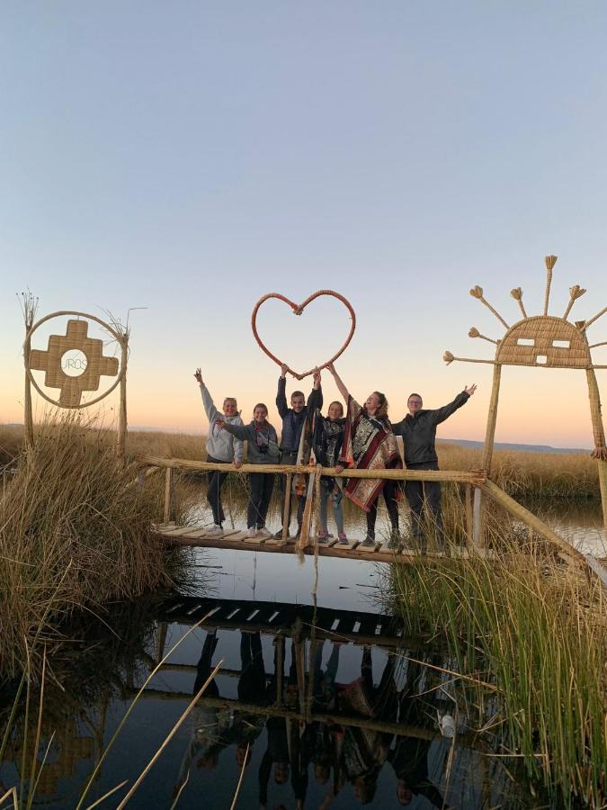 פונו Uros Lodge Lover Titiqaqa מראה חיצוני תמונה