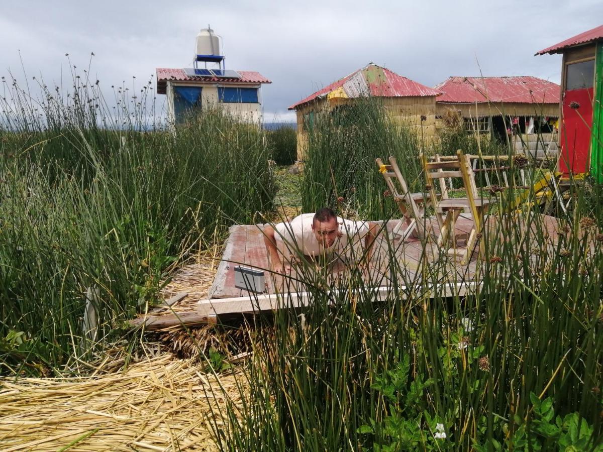 פונו Uros Lodge Lover Titiqaqa מראה חיצוני תמונה